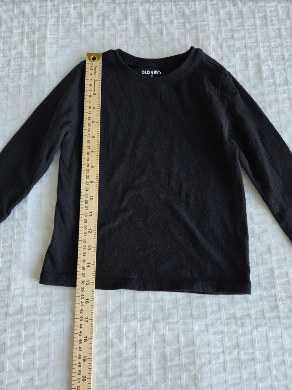 Old Navy Boys Long Sleeve T-Shirt Black Size 4T 100% Cotton Basic Crew Neck - Picture 7 of 8